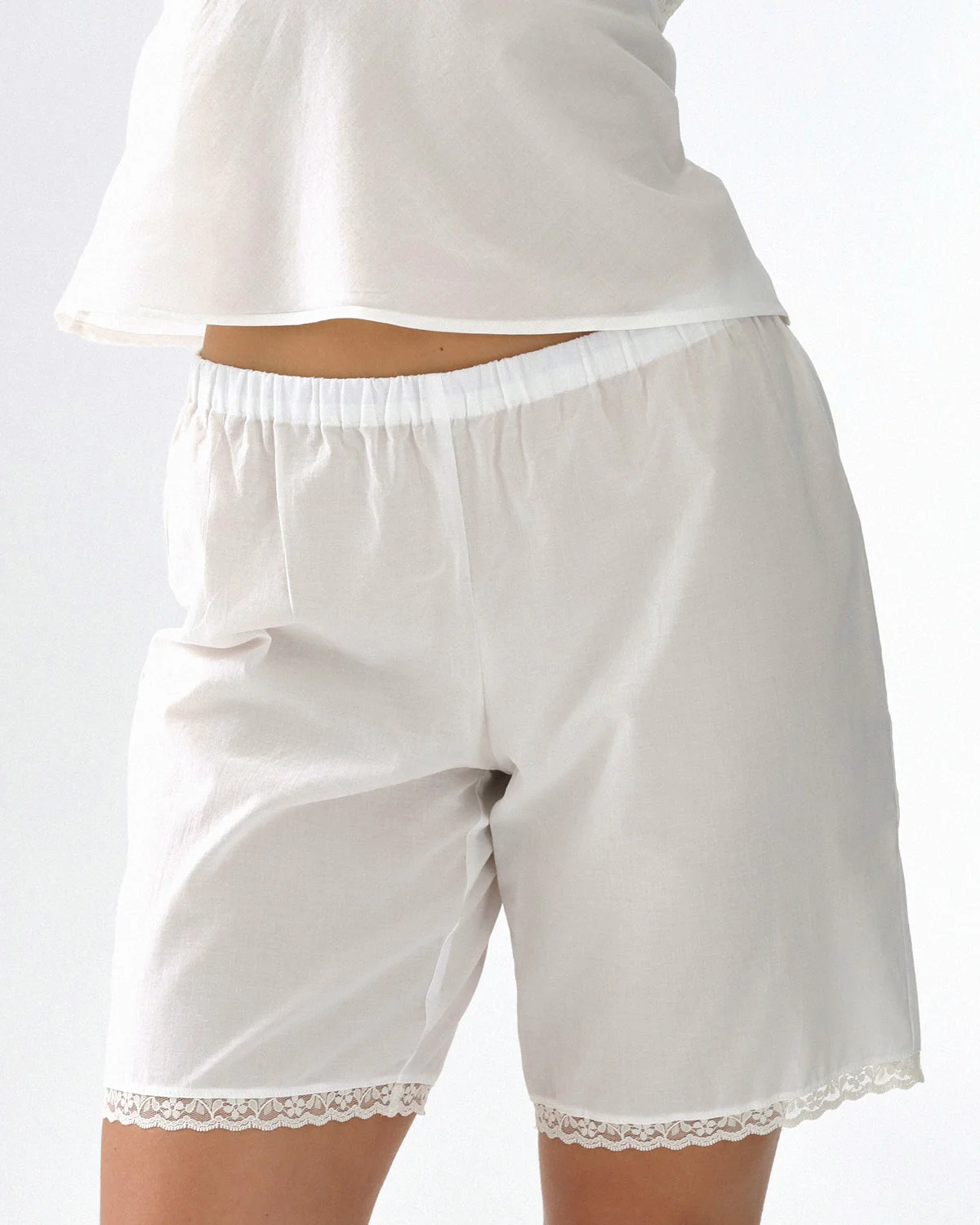 The Bermuda Short: White Cotton Voile - Image 3