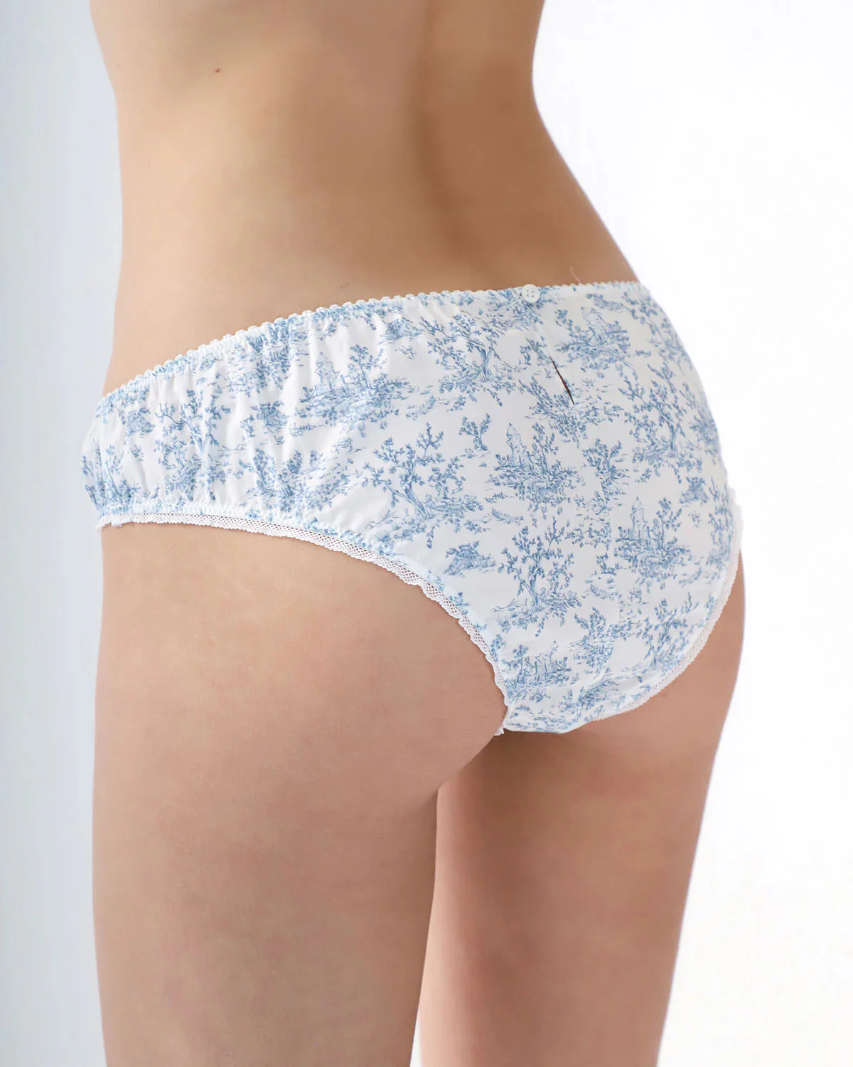 The French Brief: Toile De Jouy Cotton Voile - Image 5